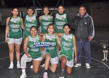 Villa Crespo dio el primer paso hacia la final