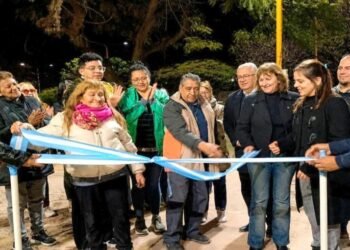 Julio Bravo inauguró las obras en Plaza del Molino
