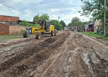 Comenzó el trabajo previo para la pavimentación de avenida Uruguay