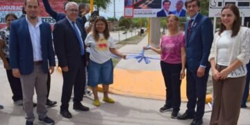 Julio Bravo y Carlos Sadir dejaron inaugurada la pavimentación de la prolongación Paterson